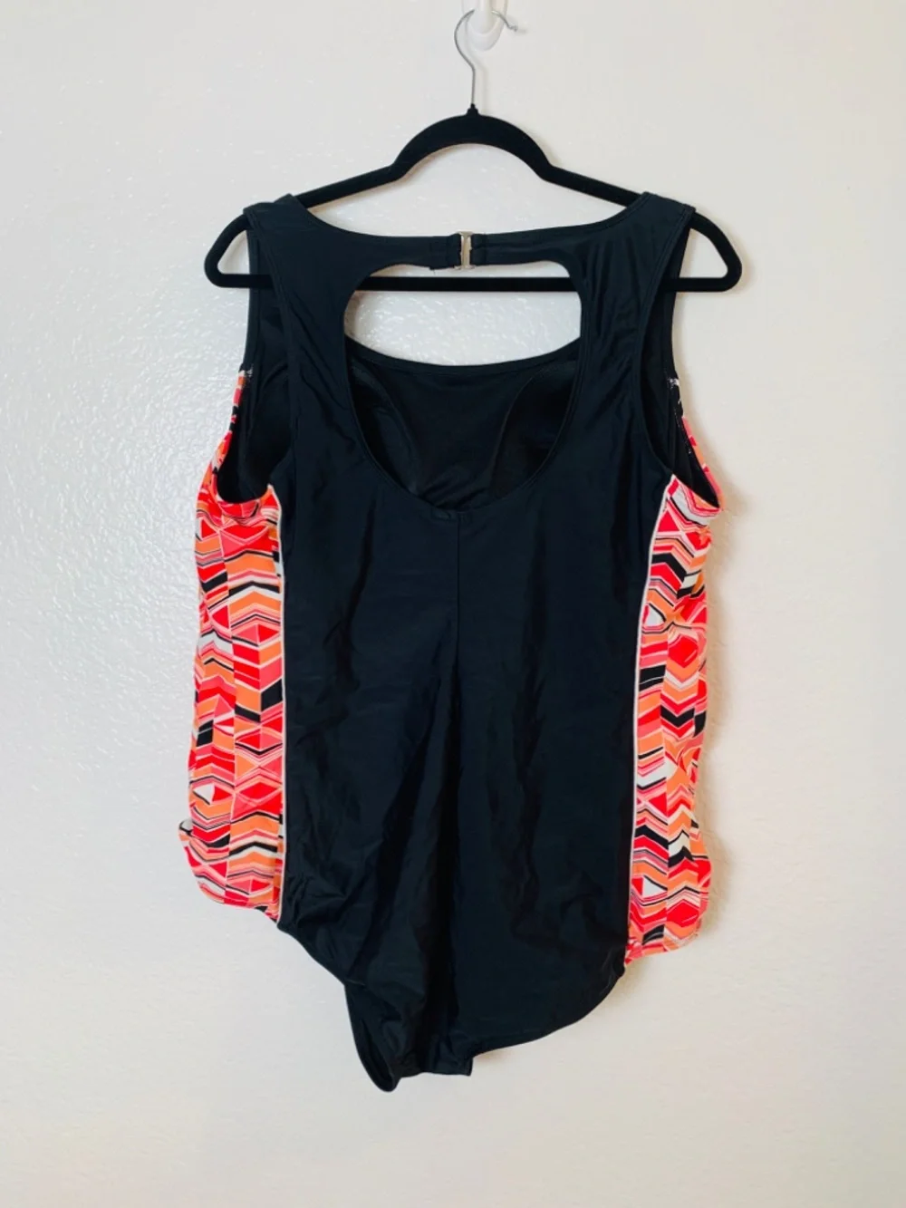 Catalina Womens One Piece Swimsuit 3X (22W-24W) Black With Multi Color Trim